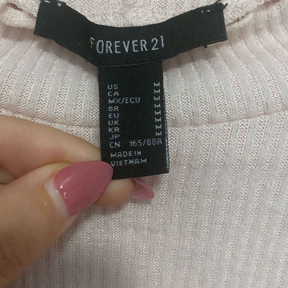 Forever 21 Cream Long Bell Sleeved Crop Top Size Medium - Picture 4 of 7